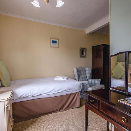 The Portland Hotel Lybster Екстериор снимка
